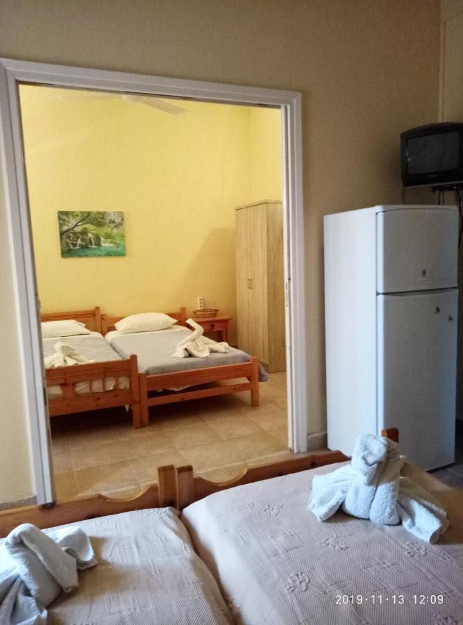 Sofia Rooms Loutra Edipsou  Exterior photo