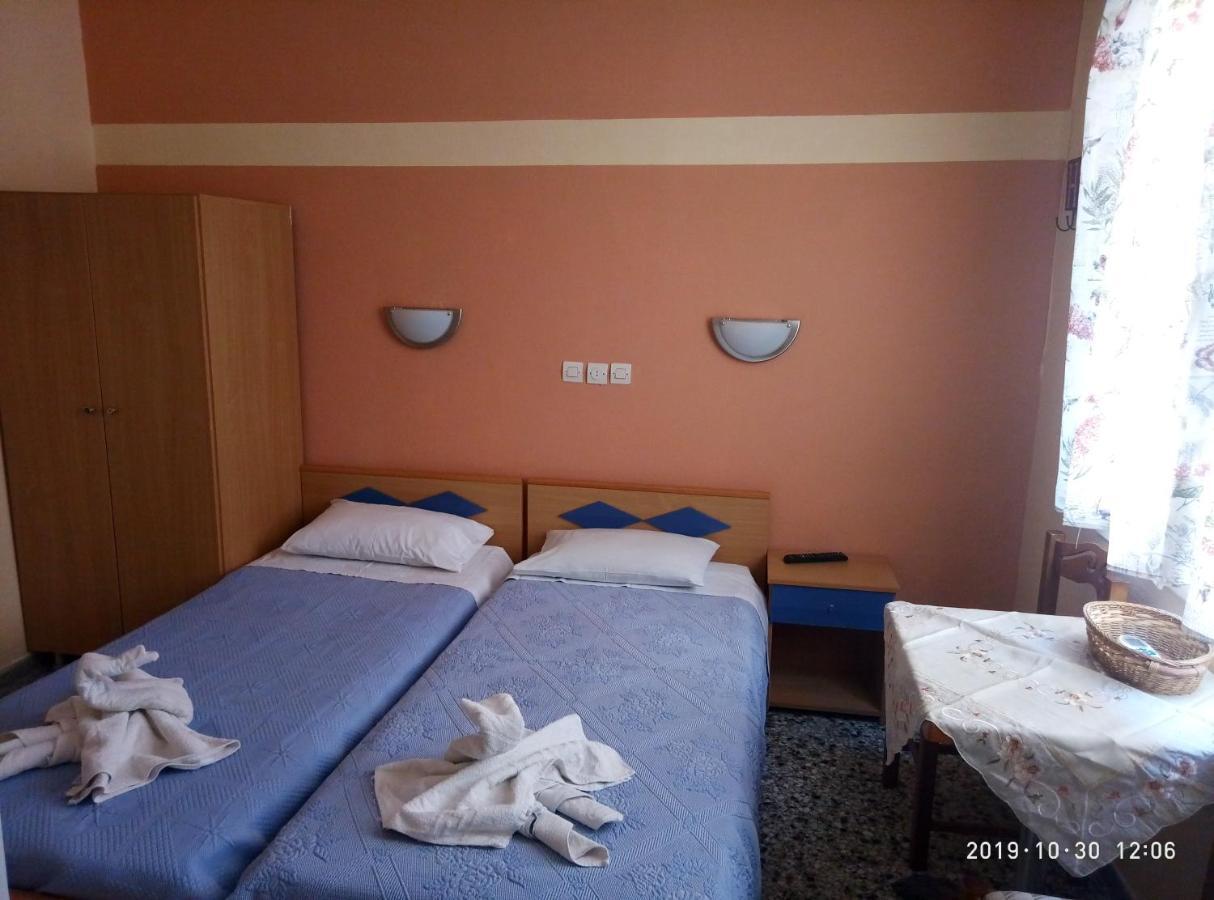 Sofia Rooms Loutra Edipsou  Exterior photo